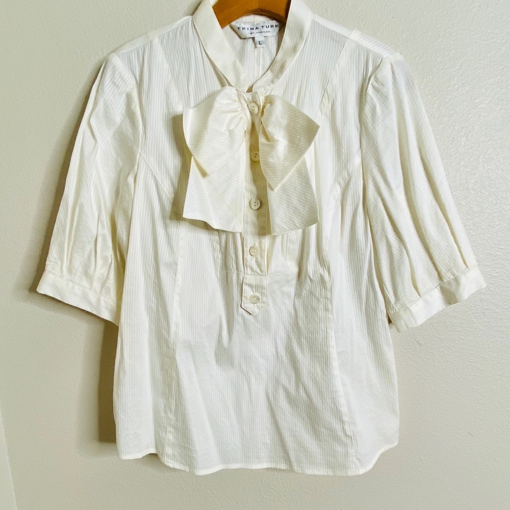 White Trina Turk Blouse Size Large